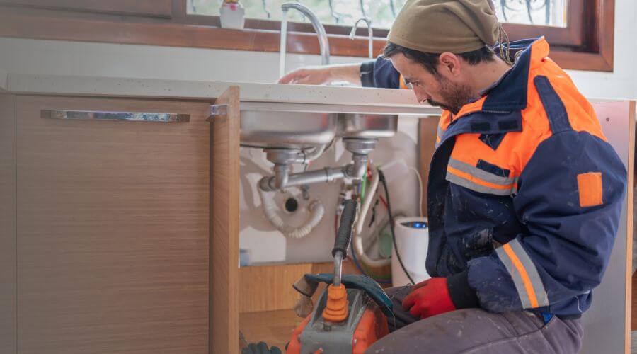 Professional emergency plumbing in Kasigluk, AK